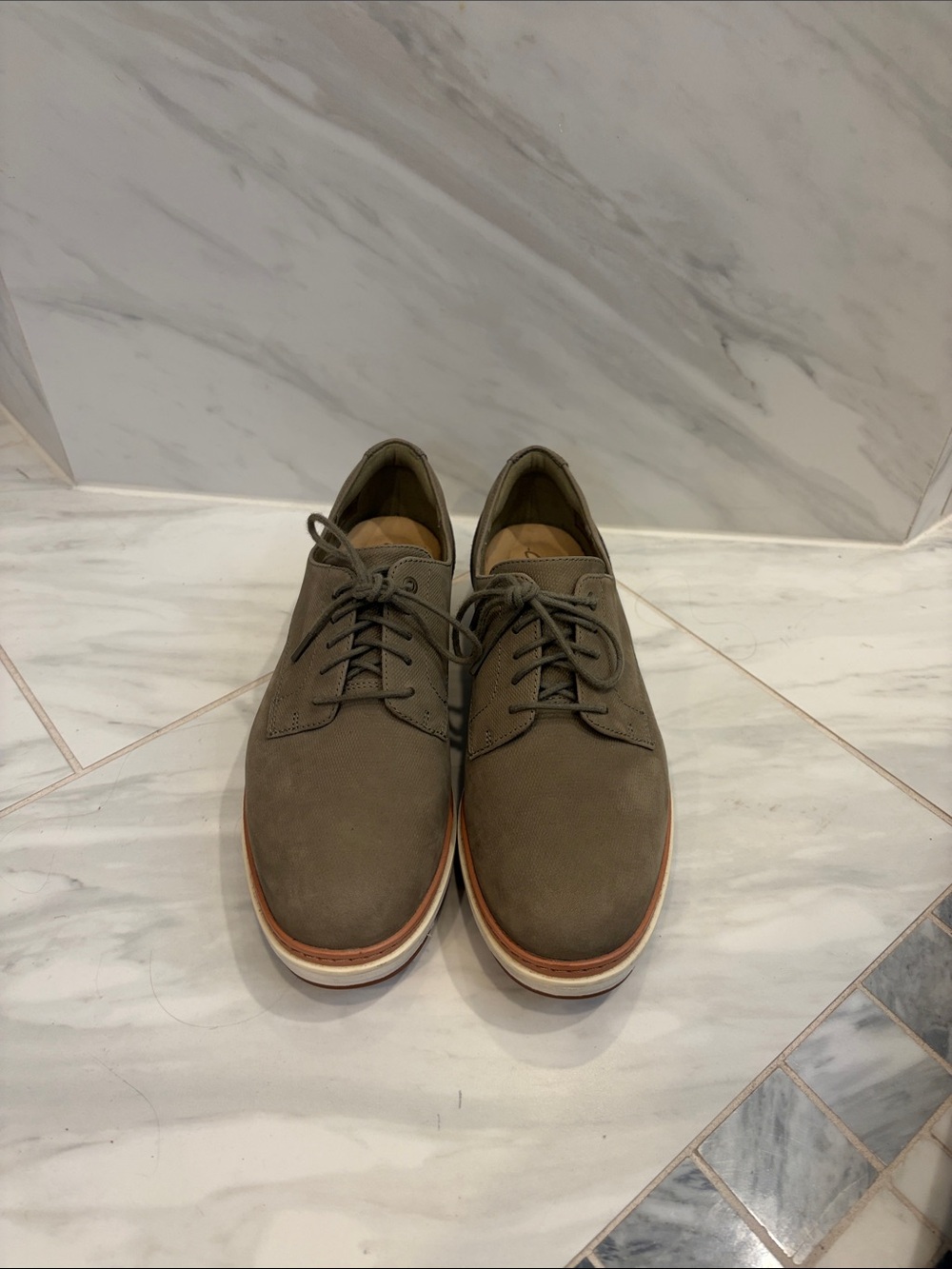 Clarks Women's Taupe Lace-Up Suede Derby Shoes